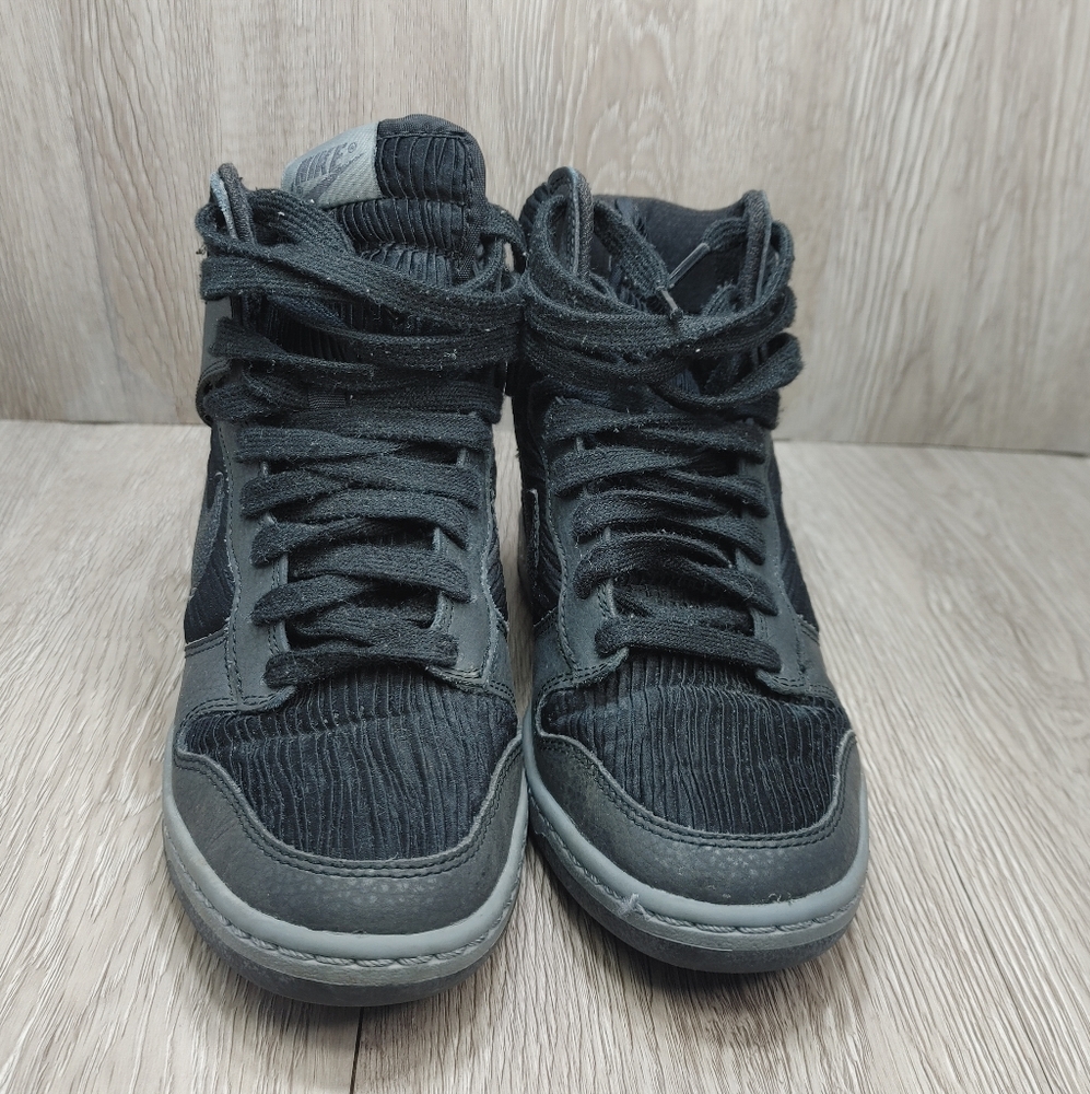 Nike Dunk Sky High Wedge Black Metallic Hematite Pleated Sneaker 6.5 528899-015 - Picture 5 of 9